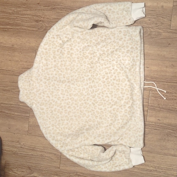 Fleece Sweater - Picture 3 of 5